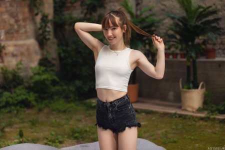 0006-01 thefappeningblog.com.jpg