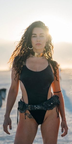 Jade Tailor The Magicians.jpg