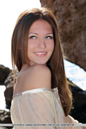 lika-c-steniga-03 thefappeningblog.com.jpg