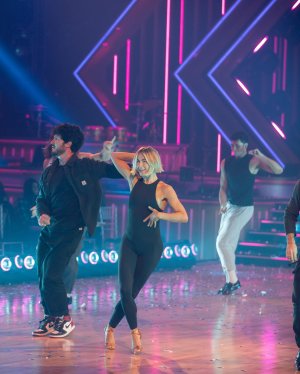 juleshough_post_11_24_2024_11_17_21 AM3508493505653541743.jpg