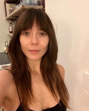 Elizabeth Olsen (2).jpg