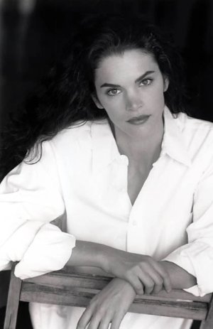 Jennifer Gatti - libby in voyager.jpg