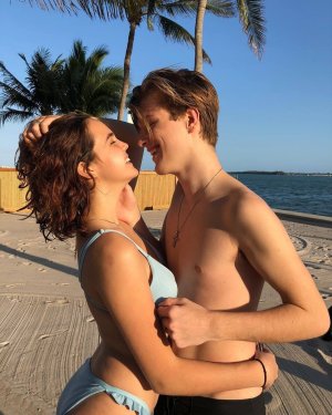 Bailee Madison (13).jpg