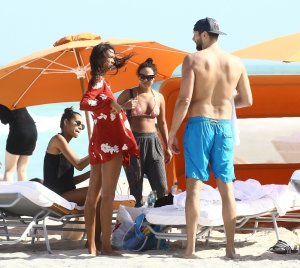 TheFappeningBlog.com - Lais Ribeiro 18.jpg