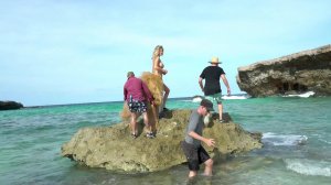 TheFappeningBlog.com - Kate Upton - Candids 4.JPG