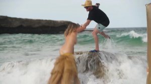 TheFappeningBlog.com - Kate Upton - Candids 14.JPG