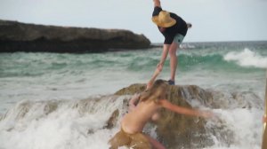 TheFappeningBlog.com - Kate Upton - Candids 15.JPG