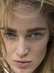 TheFappeningBlog.com - Caity Lotz 8.jpg