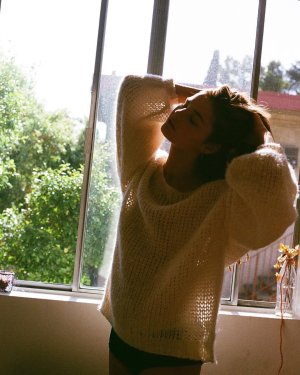 Stefanie Scott (5).jpg