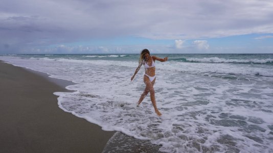 Nelly Korda American Golfer Bts From The Si 003.jpg