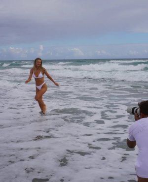 Nelly Korda American Golfer Bts From The Si 004.jpg