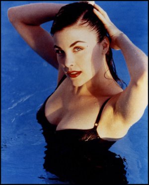 Sherilyn Fenn (4).jpg