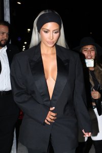 TheFappeningBlog.com - Kim Kardashian Braless new 9.jpg