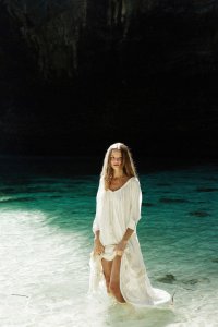 TheFappeningBlog.com - Magdalena Frackowiak Nude & Sexy 18.jpg