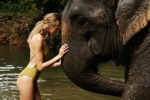 TheFappeningBlog.com - Magdalena Frackowiak Nude & Sexy 29.jpg