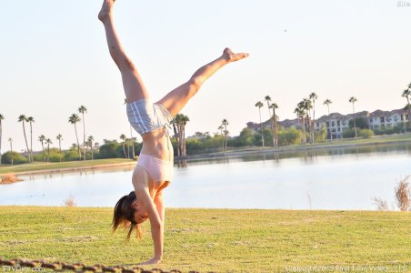 0008-10 thefappeningblog.com.jpg