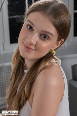 0009-04 thefappeningblog.com.jpg