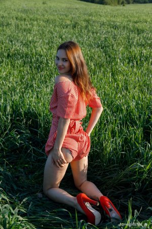 0001-04 thefappeningblog.com.jpg