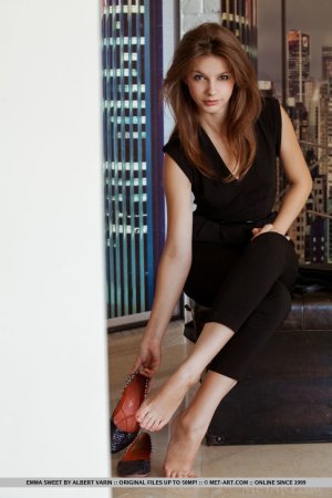 emma-sweet-sensually-strips-naked-to-get-a-better-view-of-herself-02 thefappeningblog.com.jpg