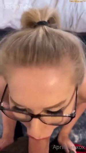 April Mae Leaked Blowjob (45).jpg