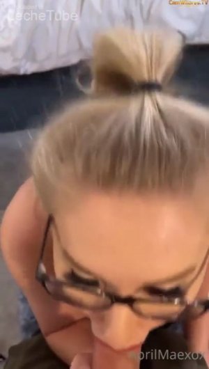April Mae Leaked Blowjob (28).jpg