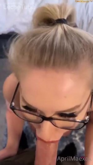 April Mae Leaked Blowjob (41).jpg