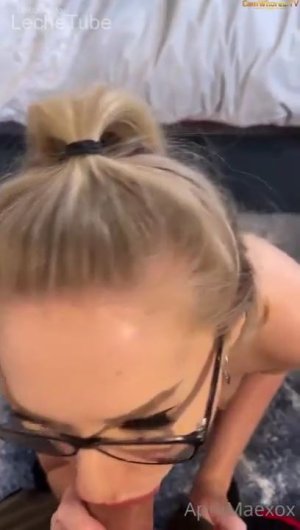 April Mae Leaked Blowjob (40).jpg