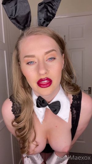 AprilMayXoX (11).mp4_000002502.jpg