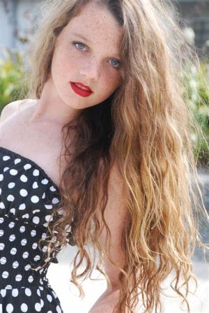 Stefania Owen (6).jpg