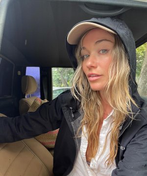 katrinakbowden_post_12_18_2024_1_39_06 PM3525959458516142772.jpg