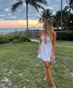 katrinakbowden_post_12_18_2024_1_39_06 PM3525959458415669284.jpg