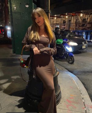 Sienna Gruss (12).jpg