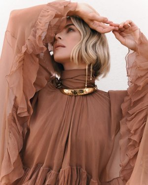 juleshough_post_12_22_2024_12_28_21 PM3528822962604726827.jpg