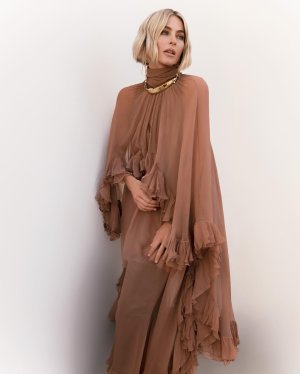 juleshough_post_12_22_2024_12_28_21 PM3528822962613003391.jpg