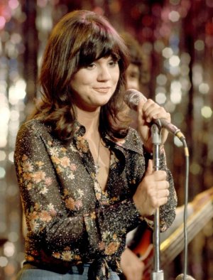 Linda Ronstadt (7).jpg