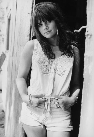 Linda Ronstadt (11).jpg