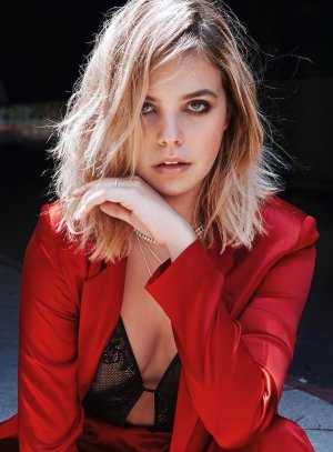 Bailee Madison (15).jpg