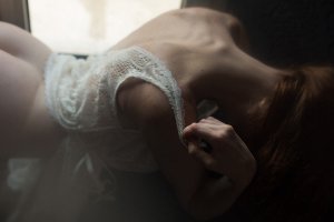 TheFappeningBlog.com - Leslie Sauvage Nude & Sexy 24.jpg