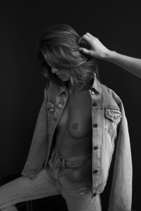 TheFappeningBlog.com -  Pauline Serreau 18.jpg