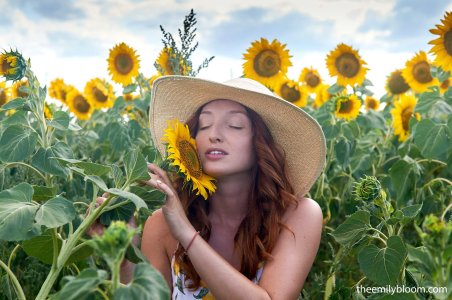 0001-04 thefappeningblog.com.jpg