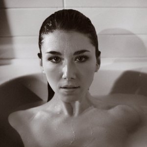 Jewel Staite - Tj Scott photoshoot for his In The Tub book 280505296298005.jpg