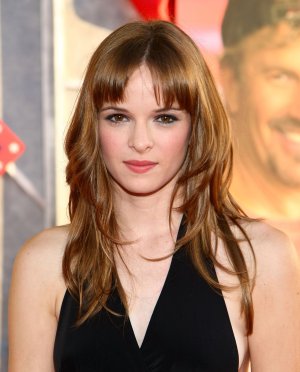 10555737_danielle-panabaker-6380.jpg