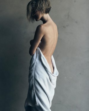 juleshough_post_12_30_2024_10_51_35 AM3534572463138445495.jpg