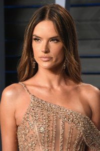 TheFappeningBlog.com - Alessandra Ambrosio Sexy 6.jpg