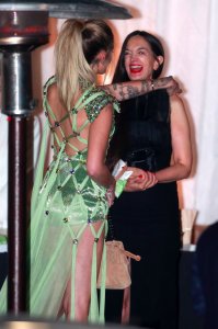 Paris Jackson arrives 4 thefappeningblog.com.jpg