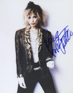 RosannaArquette8X10COA.jpg