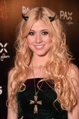 Katherine-McNamara_-Horns-Premiere--01.jpg