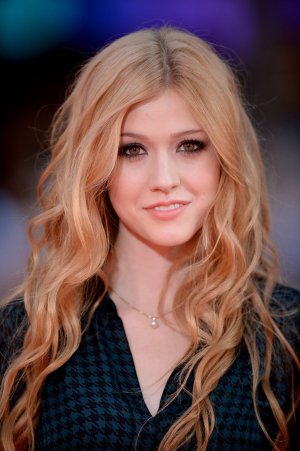 katherine-mcnamara-at-this-is-where-i-leave-you-premiere-in-hollywood_26.jpg