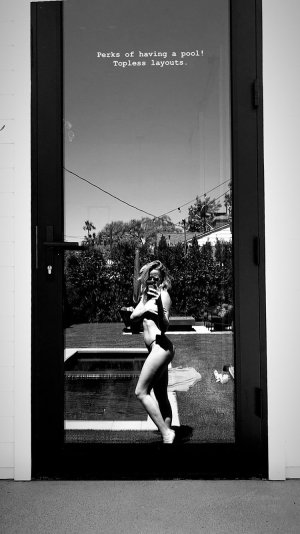 Shantel VanSanten - hanging out at her pool 113077513_svs-1.jpg