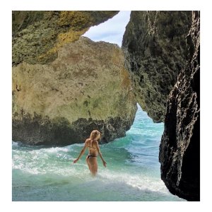 Shantel VanSanten - on vacation svs__2_ (1).jpg